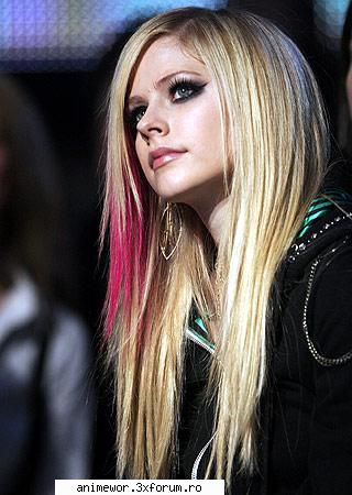 avril lavigne - Imi place foarte mult melodia asta multumim acum - Muzika